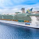 Компания Royal Caribbean отменила 4 круиза из-за распространения «Омикрона»