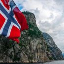 Норвегия снова смягчила правила въезда для туристов