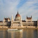 Венгрия пока не будет сокращать срок действия ковидных сертификатов