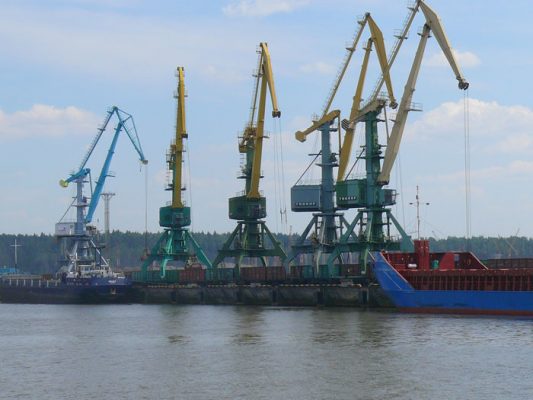 «Замерзший» порт Усть-Луги развеял догадки прибалтов о его нерентабельности «Замерзший» порт Усть-Луги развеял догадки прибалтов о его нерентабельности