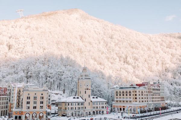 Роза Хутор вновь признан «Лучшим горнолыжным курортом России» по версии World Ski Awards Роза Хутор вновь признан «Лучшим горнолыжным курортом России» по версии World Ski Awards