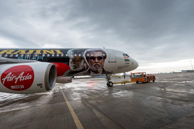AirAsia India предложила пассажирам переносить любые рейсы совершенно бесплатно AirAsia India предложила пассажирам переносить любые рейсы совершенно бесплатно