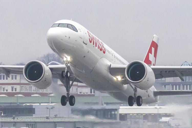 Авиакомпания Swiss повысит комфорт пассажиров благодаря инновационному новому салону Авиакомпания Swiss повысит комфорт пассажиров благодаря инновационному новому салону