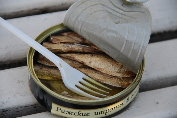 Россия приготовила конкурента прибалтийским шпротам Россия приготовила конкурента прибалтийским шпротам